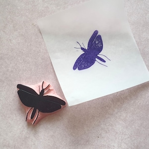 Timbre en caoutchouc papillon de nuit pour la fabrication de cartes, animal de jardin féerique, cadeau d’entomologie, journal amoureux de la nature, carnet de voyage, journal personnalisé