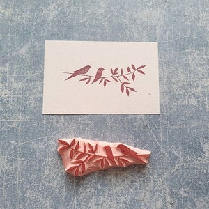 Vögel auf dem Ast Stempel, Vogel auf dem Ast Stempel zur Kartenherstellung, Liebesvögel Stempel, rustikaler Zweig, rustikale Hochzeitspapeterie, Tierstempel, Aststempel