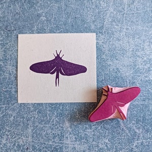 Mottenrubberstempel voor junk journal, vintage bugstempel voor reizigersnotitieboekje, insectenbriefpapier, entomologie minnaar cadeau, wild dierpapier