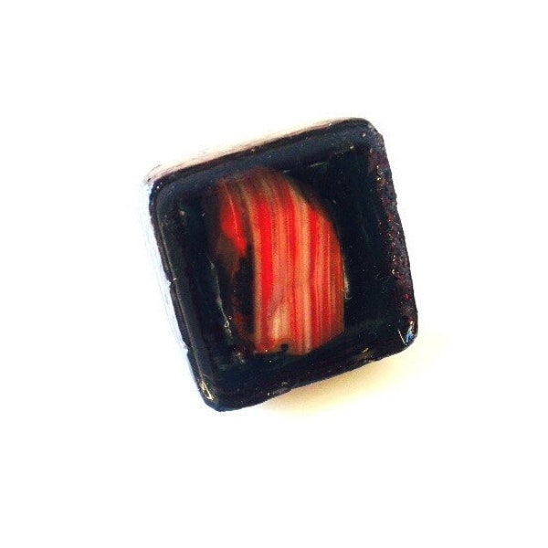 Bague Collection LES GLAÇONS Pierre de Jaspe rouge et bord noir anneau bronze ajustable All Things Natural