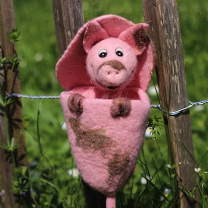 Felted bag puppet - piggy
