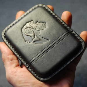Engraved cigarette case for cigarillos, black leather cigar holder, men&#39;s travel tobacco box, custom gift boyfriend