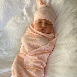 Moon & Stars Gold Glitter Swaddle Blanket and Newborn Hat or Headband Set. Newborn Leggings. Take Home Set. Photo Prop. Baby Shower Gift.