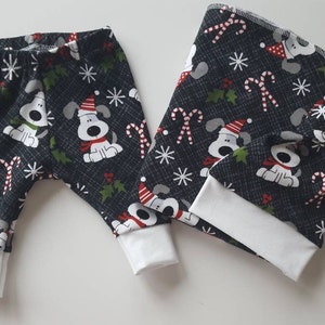 Christmas Swaddle Blanket & Newborn Hat Set.  Newborn Leggings. Gender Neutral Winter Newborn Set.  Baby Shower Gift. Newborn Photo Prop.