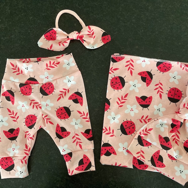 LadyBug Baby Take Home Set. Swaddle Blanket & Newborn Hat or Headband Set. Newborn Leggings. Ladybug Newborn Set. Girl Baby Shower Gift.