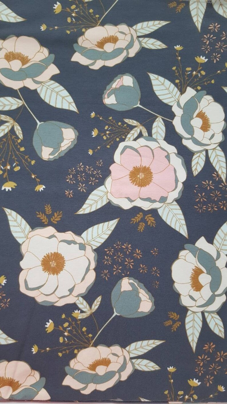 Newborn Girl Coming Home Set. Swaddle Blanket. Newborn Hat. Etsy