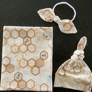 Honig Biene und Honig Swaddle Decke & Hut oder Stirnband Set. Geschlechtsneutral Take Home. Neugeborenen Foto Prop. Waben Swaddle. Baby Shower Geschenk