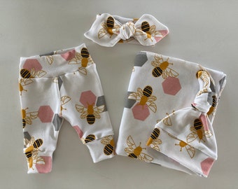 Bees Newborn Girl Take Home Set. Gold Glitter Bee Swaddle Blanket & Hat OR Headband Set. Newborn Leggings. Bee Swaddle Set. Baby Shower Gift