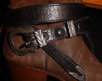 ARNOLD GOLDSTEIN western sterling silver belt buckle and leather belt rare signed.