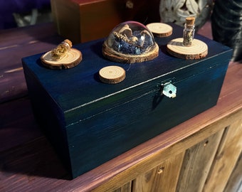 Mushroom box two sections. Wooden box for runes, jewelry, bracelets, watches. Dried mushrooms decor