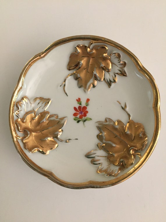Vintage Von Schierholz Porcelain Ring Dish - Hand 