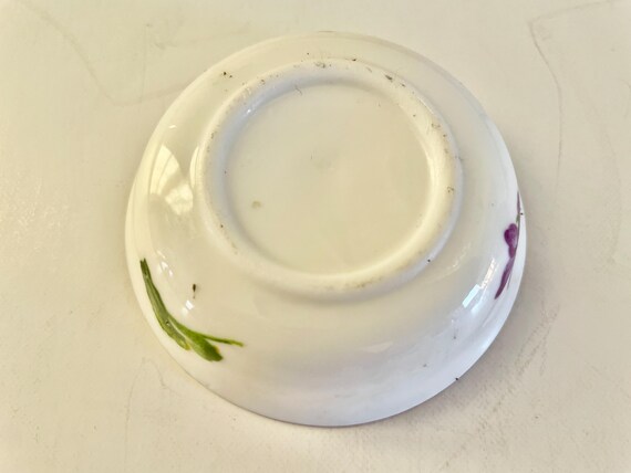 Tiny Violet Ring Dish - Gold Trim - image 6