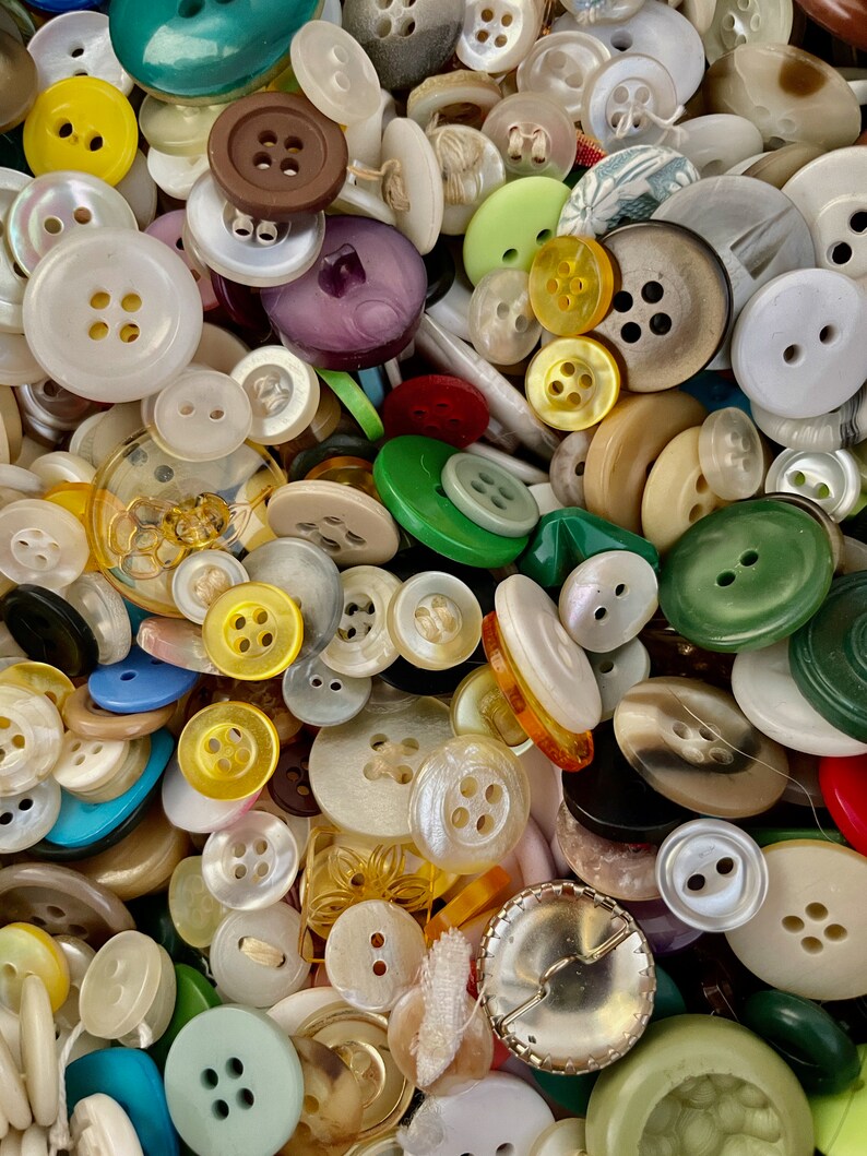Assorted Buttons in Bulk - Small to Medium-large - Etsy