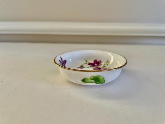 Tiny Violet Ring Dish - Gold Trim - image 4