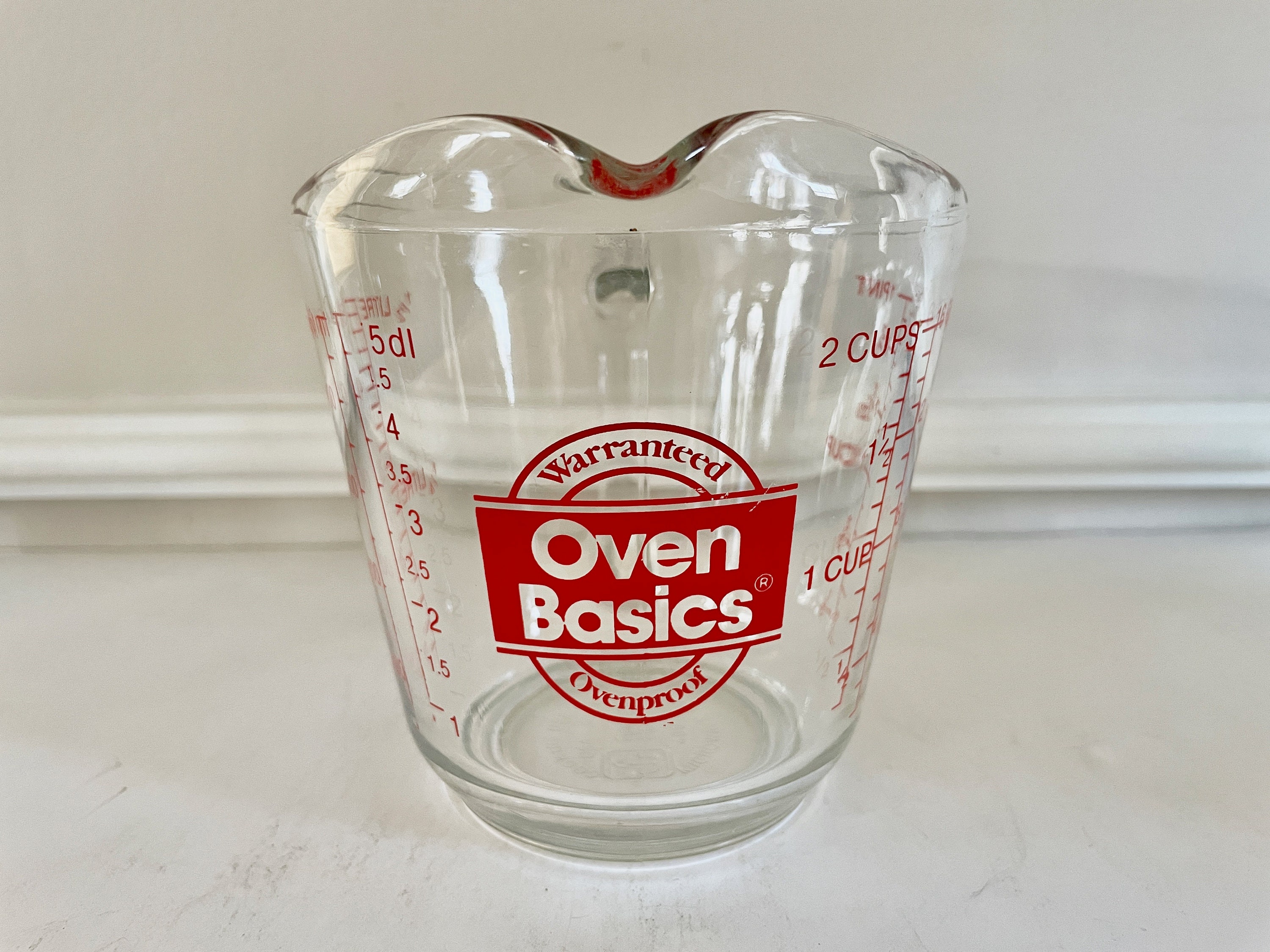 Vintage Glass Measuring Cup by Anchor Hocking Oven Basics 2 Cup  Apothecaries 