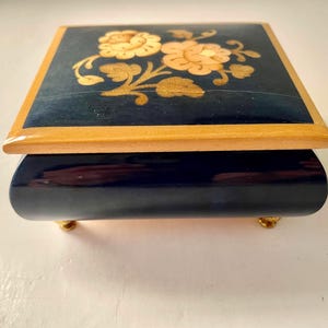 Swiss Reuge Music Box - Lara&#39;s Theme