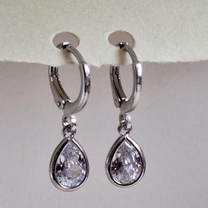 Tiny Teardrop Huggie Hoops, Silver Teardop Earrings, Tiny Teardrop Earrings, Dainty Earrings, Earrings For Women, Minimalist Earrings, Gifts