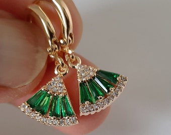 Art Deco Huggie Earrings. Emerald Green Fan Earrings. Emerald Huggie Hoop Earrings. Art Deco Earrings. May Birthday Gift. Art Deco Jewelry