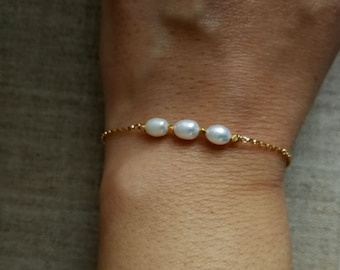 Three Pearl Bracelet, Dainty Pearl Bracelet, Pearl Bar Bracelet, June Gift Idea, June Birthday, Gift For Mother