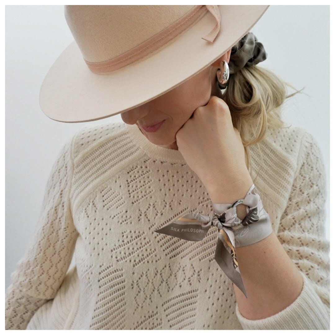 Uma 100% Silk Twill Bracelet/mini Scarf (scarf/choker, Hair