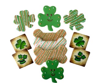 St Patrick's Day Dog Treats - Shamrock Treats - Organic Dog Cookies - Gourmet Dog Treats - Holiday Dog Biscuits - St Patricks Day Cookies