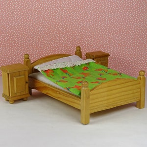 Dollhouse vintage Lundby bedroom 1980s furniture wood green bedding