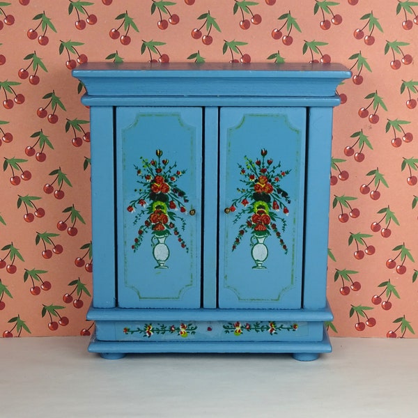 Dollhouse vintage Lundby closet wardrobe 1970s furniture blue