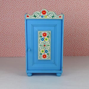 Dollhouse vintage childrens closet wardrobe 1970s furniture plastic blue