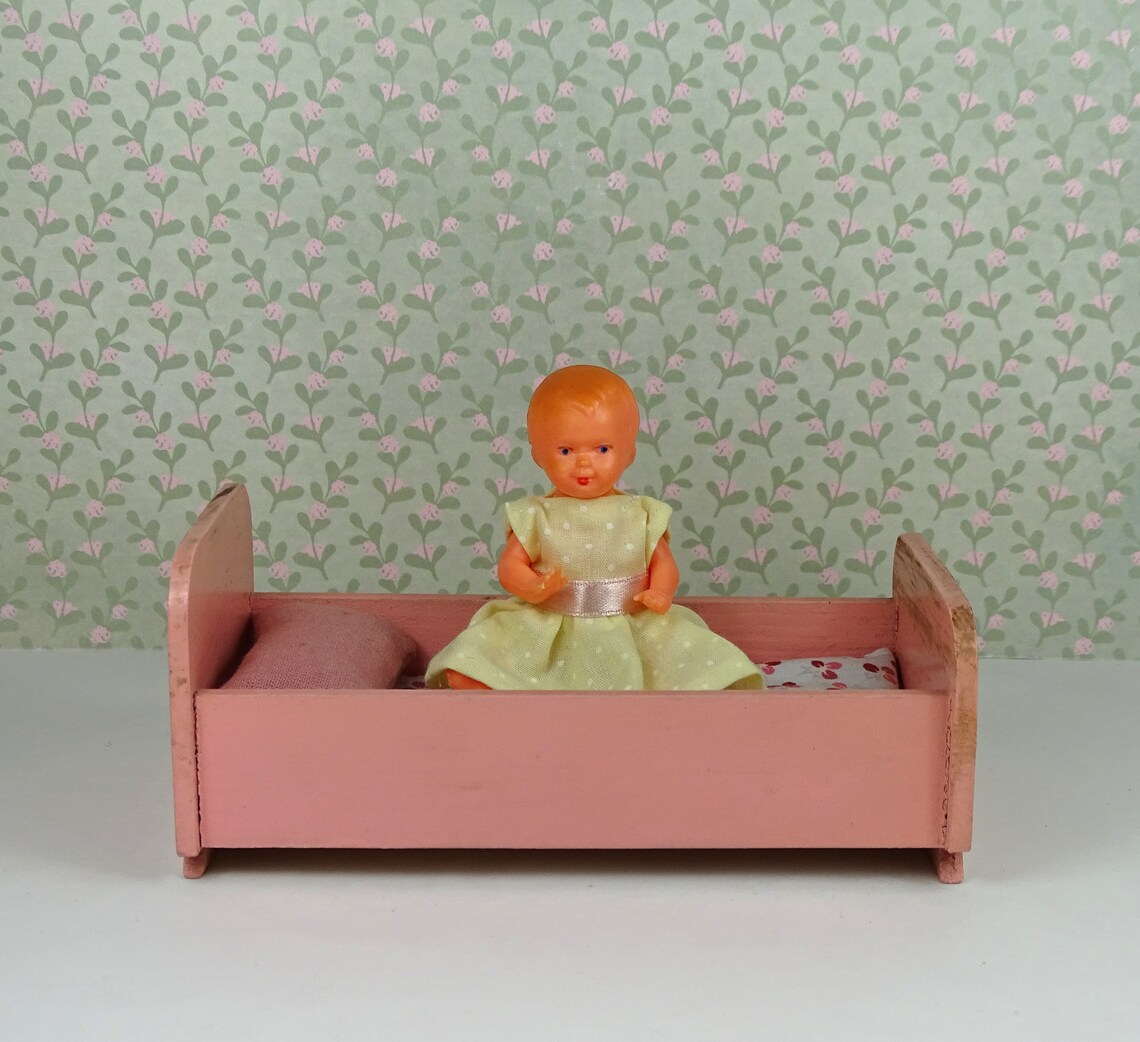 Années 1940-1950 - Poupée avec corps en bois - Carvajal