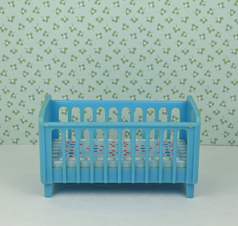 dollhouse crib