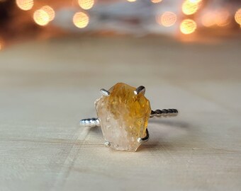Citrine Statement Ring with a Raw Citrine Crystal Point, Dot Chain Ring Band with Orange and White Gem, Gift for the Nature Earth Lover
