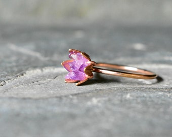 Unique Amethyst Ring, Lotus Flower Ring in Rose Gold, Uncut Gemstone Birthstone Ring, Raw Rough Amethyst Jewelry, January Birthstone Ring