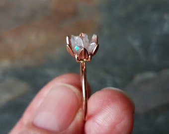 Angel Aura Crystal and Rose Gold Ring, Lotus Flower Jewelry, Crystal Point Floral Ring, Unique Gift for Sister, Just Because Gift, Any Size