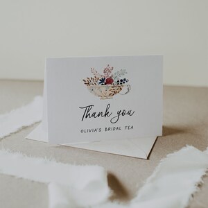 Plantilla de tarjeta de agradecimiento de despedida de soltera de fiesta de té, té con la futura novia, té nupcial, brunch nupcial gracias, taza de té floral, editable