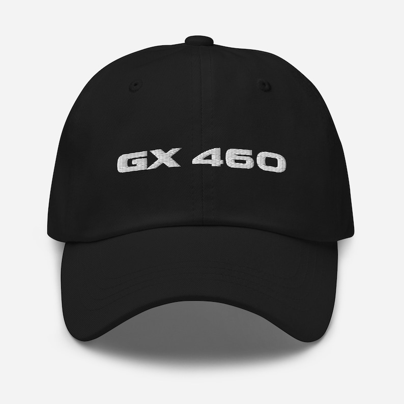 Puede incluir: Gorra de b&eacute;isbol negra con el texto "GX 460" bordado en blanco.