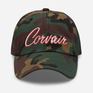 Bonnet brodé Corvair Script 2 couleur blanc rouge Green Camo