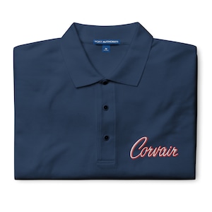 Besticktes rot-weißes Late Model Corvair Script Men&#39;s Premium Polo