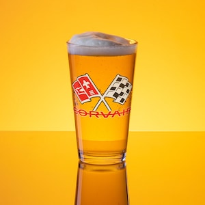 Corvair High Perfomance Flags Shaker pint glass