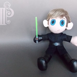 Muñeco de peluche de guerrero espacial