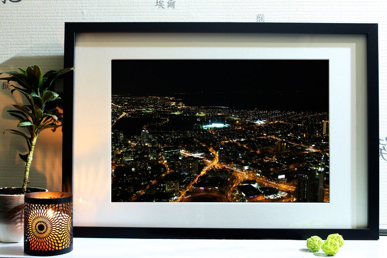 Night city photography image 1