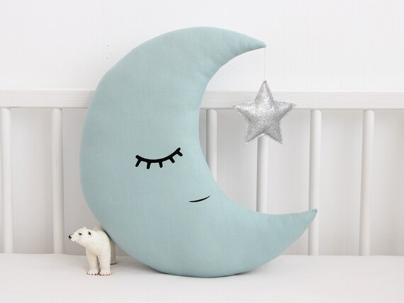 Decoracion de habitacion de bebe nino Almohada en forma de media luna en tono menta polvoriento Almohada suave para bebe Etsy Espana