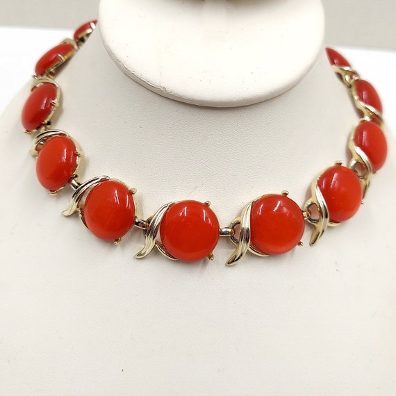 1960s Coro Red Thermoset Gold Tone Necklace - image 2