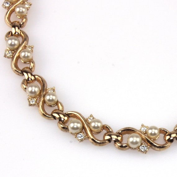 Mid Century Trifari Faux Pearl and Rhinestone Neck