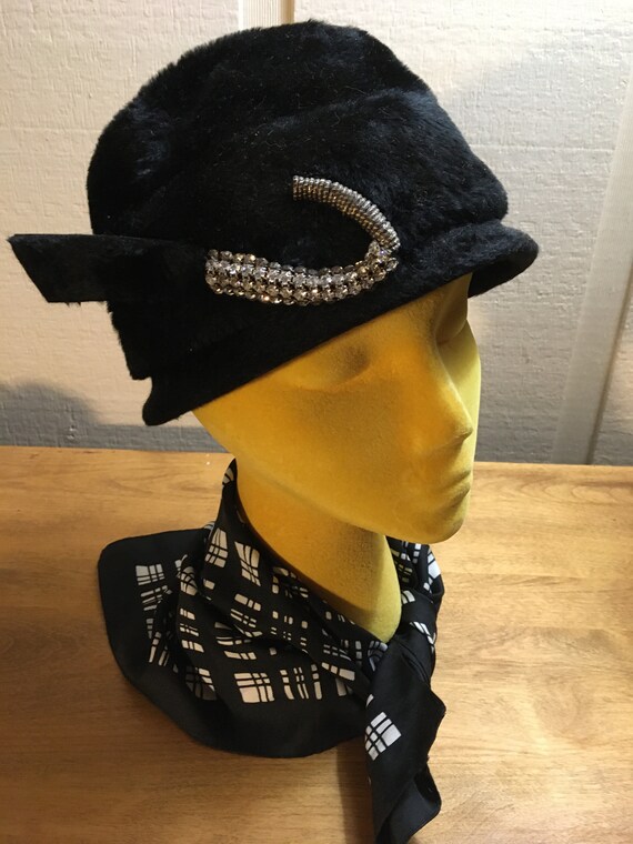Vintage 1950s Black Faux Fur Cloche Hat 