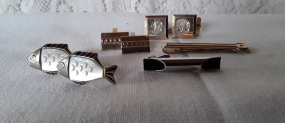 Vintage Swank cufflinks and tie clips lot - image 1