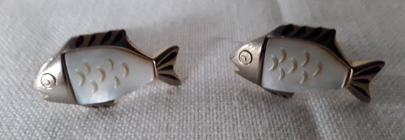 Vintage Swank cufflinks and tie clips lot - image 2