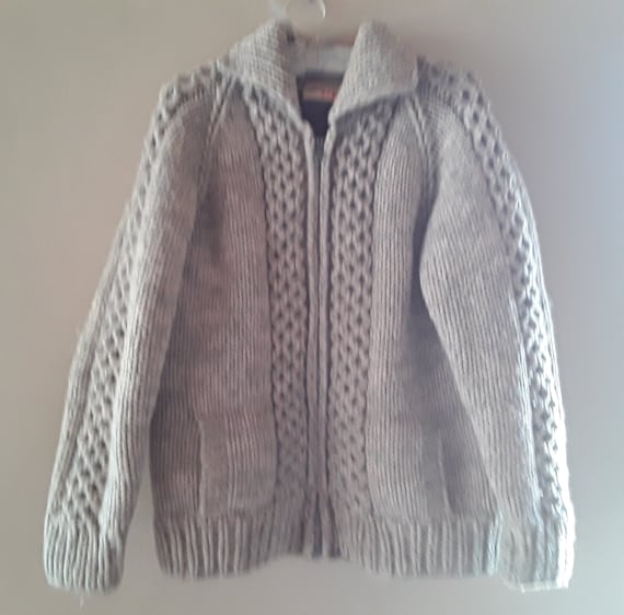 Vintage Tuak hand knit wool sweater