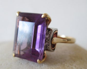 Edwardian RING w/solitaire AMETHYST stone! Vintage 18k GOLD setting circa 1940's: size 5 1/2 excellent IS128