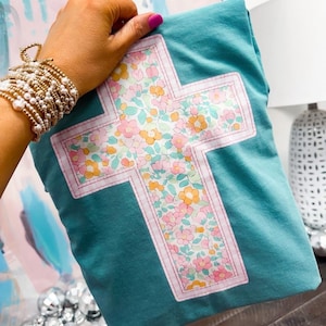 Quilt Patchwork Corss PNG  Easter PNG Grandma Core Png Cottage Core Ditsy Flowers Trendy Easter Design Faux Embroidery Christian Faith Cross