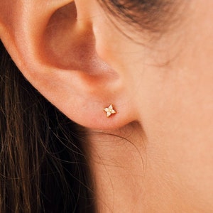 Dainty Flower Diamond Earrings by Caitlyn Minimalist Small Stud Earrings for Cartilage, Second Hole Piercings Gifts for Her ER266 18K GOLD